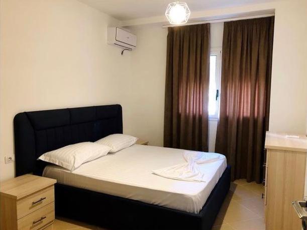 Siloria Apartments Vlorë エクステリア 写真